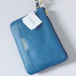 Nwt Coach Wristlet Teal 5x7 Mother's Day Gift